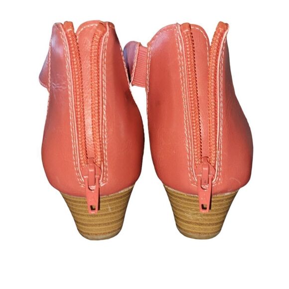 A 2 HEELREST BY AEROSOLES SIZE  9. ^ - Picture 5 of 8